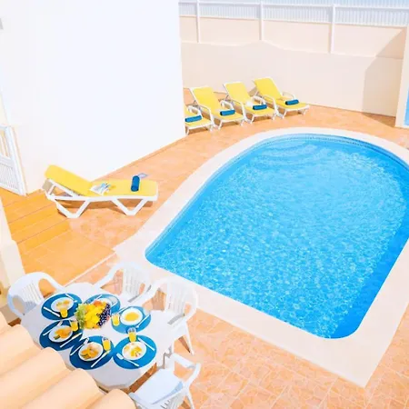 Atlantis - Piscina E Bbq Na Gale, Albufeira Villa